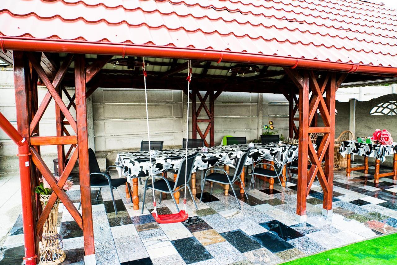 Pensiunea Georgibel Deva Luaran gambar
